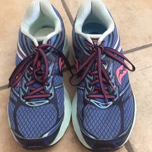 Saucony Guide 9 Running Shoes